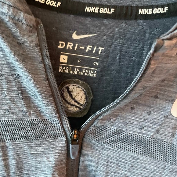 Nike half zip long sleeve dry fit - Picture 2 of 2